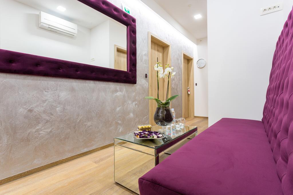 Central Pearl By Nono Ban Rooms Split Exterior photo